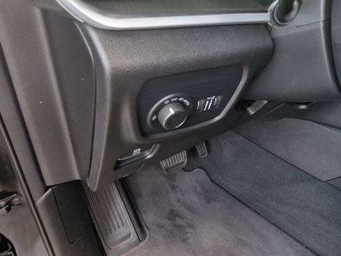 Used 2024 Jeep Grand Cherokee Laredo X AWD/4WD image 20