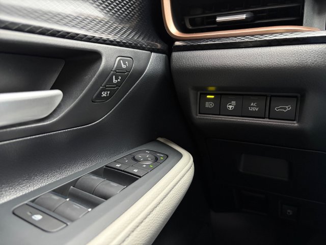Certified 2026 Toyota Grand Highlander AWD Hybrid image 31