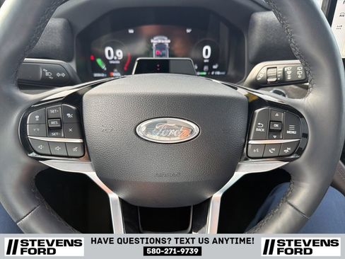 Used 2025 Ford Explorer Platinum w/ LUX Leather Package image 22