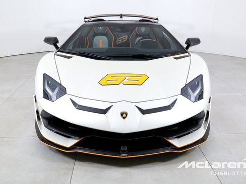Used 2021 Lamborghini Aventador SVJ AWD/4WD image 5