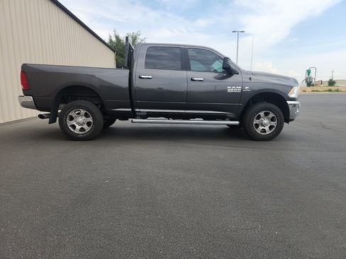 Used 2018 RAM 2500 Big Horn image 2