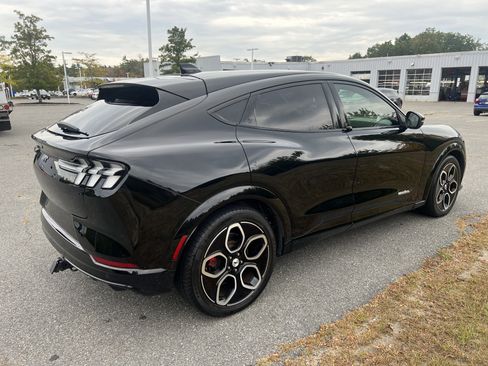 Used 2021 Ford Mustang Mach-E GT image 5