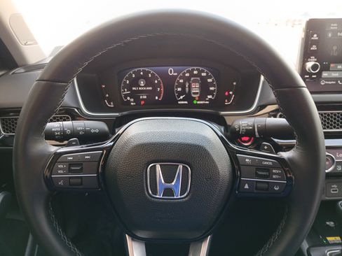 Used 2024 Honda Civic Touring image 10