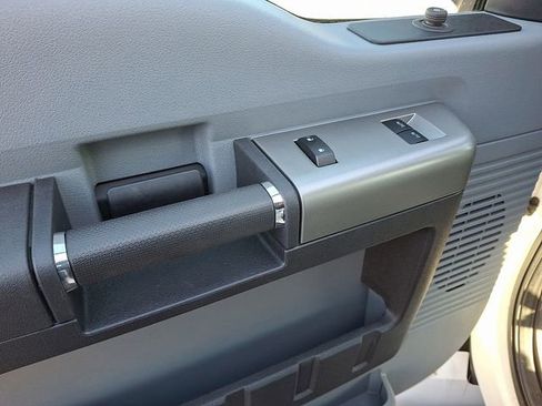 Used 2023 Ford F650 2WD Regular Cab Super Duty image 10