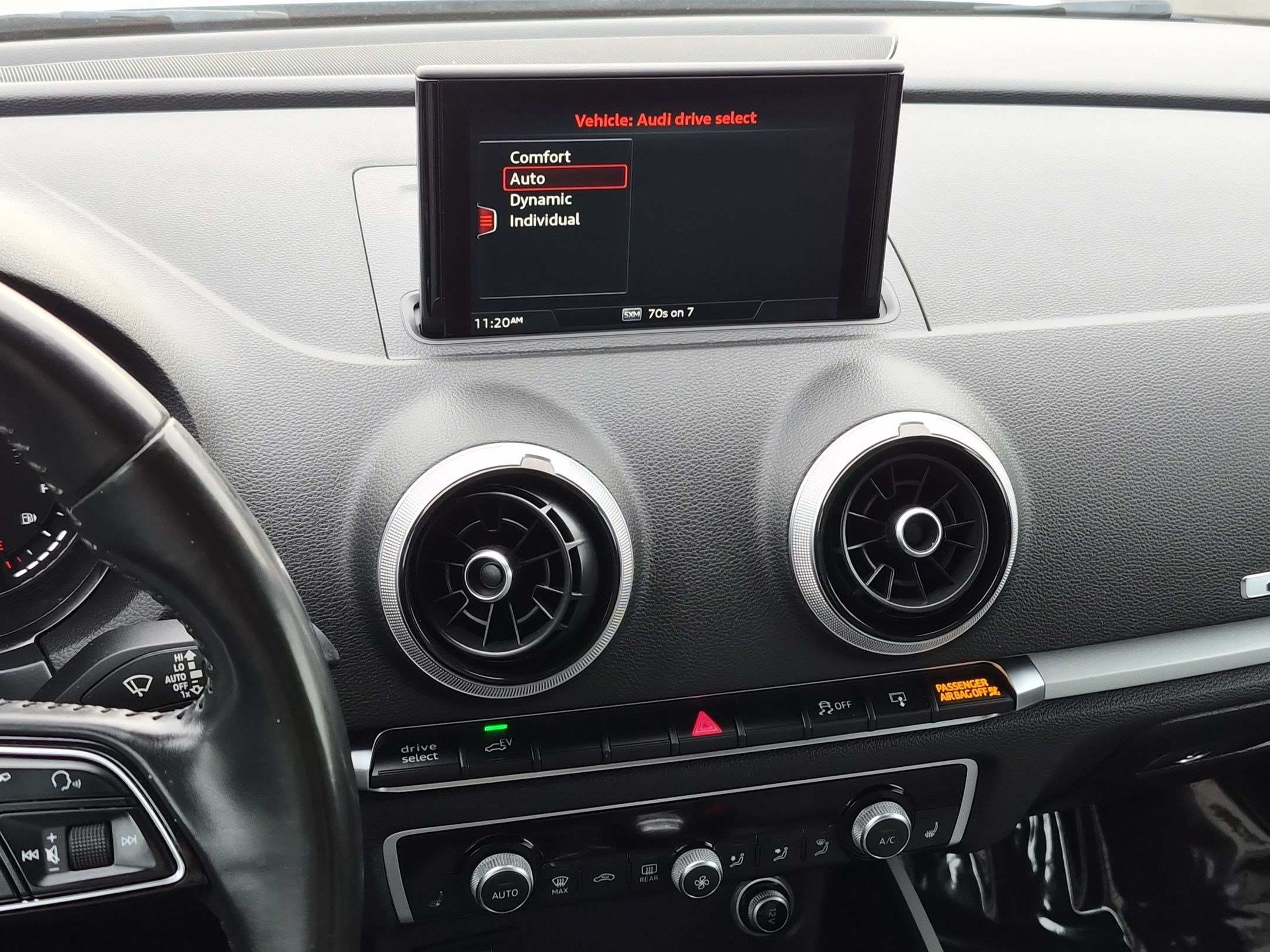 Used 2017 Audi A3 e-tron Premium FWD image 21