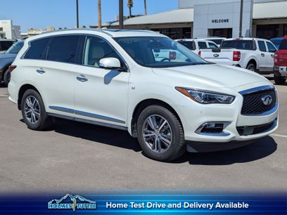 Used 2019 INFINITI QX60 Luxe w/ Essential Package
