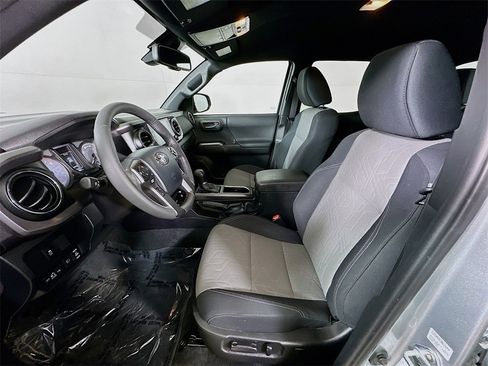 Used 2023 Toyota Tacoma TRD Sport image 15