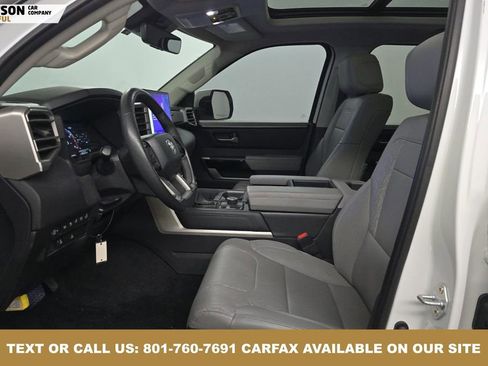 Used 2024 Toyota Tundra Limited w/ Power Package image 15