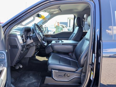 Used 2022 Ford F150 Lariat AWD/4WD image 11