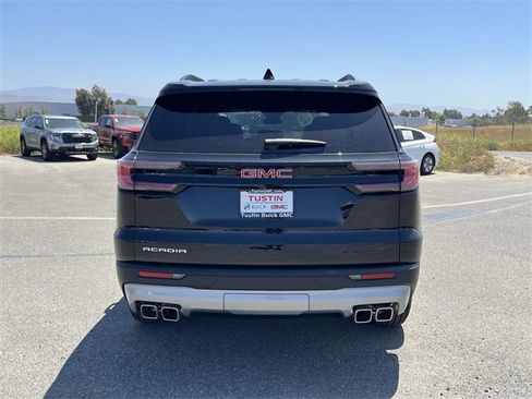 New 2025 GMC Acadia Elevation image 4