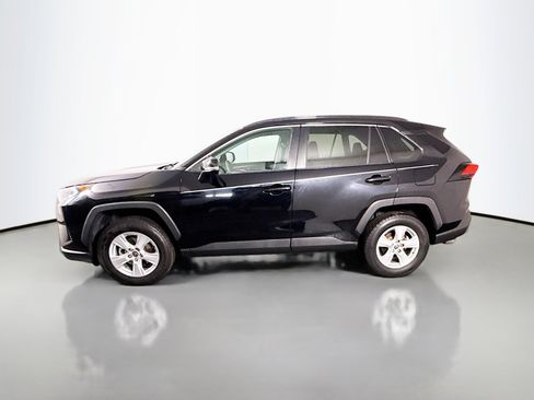 Used 2021 Toyota RAV4 XLE FWD image 6