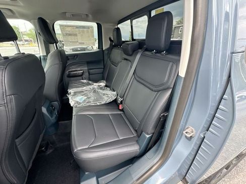 New 2025 Ford Maverick Lariat w/ Black Appearance Package AWD/4WD image 24