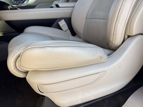 Certified 2019 Lincoln Navigator Reserve w/ Cargo Package image 21