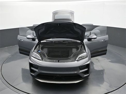 New 2025 Porsche Macan Turbo Electric image 36