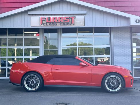 Used 2013 Chevrolet Camaro ZL1 RWD image 9