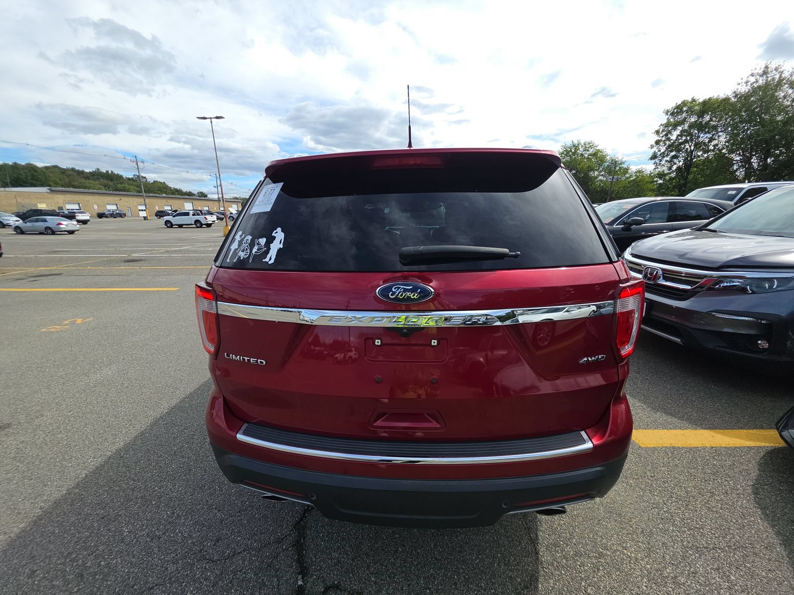 Used 2018 Ford Explorer Limited w/ Equipment Group 301A AWD/4WD image 7