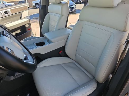 Used 2024 Hyundai Santa Fe Limited image 16