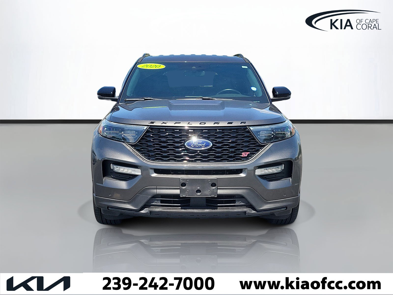 Used 2020 Ford Explorer ST AWD/4WD image 2
