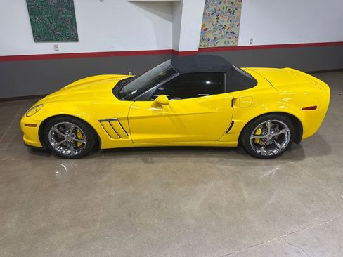 Used 2011 Chevrolet Corvette Grand Sport w/ Preferred Equipment Group image 67