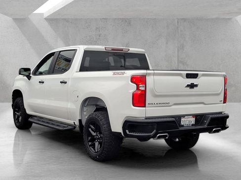 Used 2021 Chevrolet Silverado 1500 LT Trail Boss w/ Convenience Package II AWD/4WD image 6