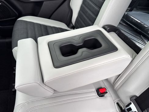 New 2026 Mitsubishi Outlander SE FWD image 27