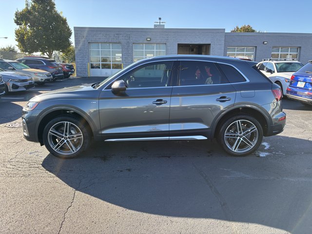 Used 2024 Audi Q5 e Premium Plus w/ Premium Plus Package AWD/4WD image 8