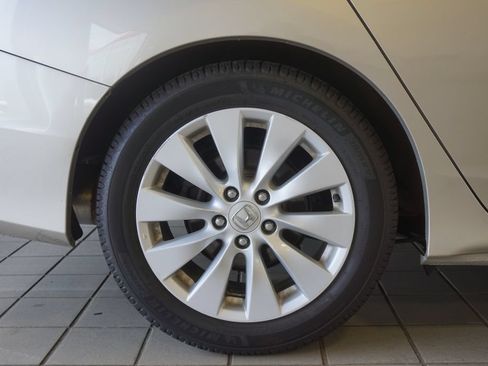 Used 2015 Honda Accord EX-L image 34