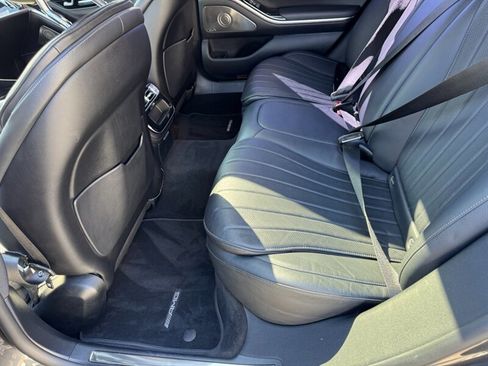 Used 2022 Mercedes-Benz S 580 4MATIC Sedan w/ AMG Line Package image 37