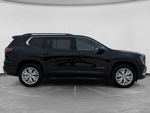 Used 2025 GMC Acadia Elevation w/ Elevation Premium Package AWD/4WD image 2