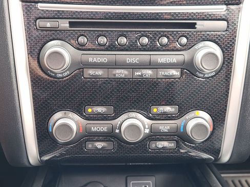 Used 2020 Nissan Pathfinder SV w/ Rock Creek Edition FWD image 15