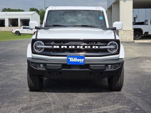 New 2026 Ford Bronco Outer Banks AWD/4WD image 3