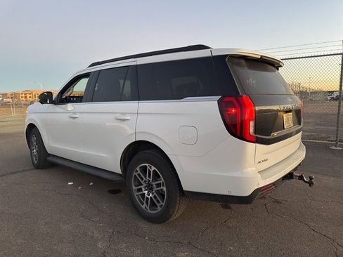 Used 2025 Ford Expedition Active image 5