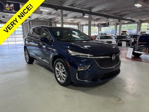 Used 2022 Buick Enclave Avenir w/ Avenir Technology Package AWD/4WD image 7