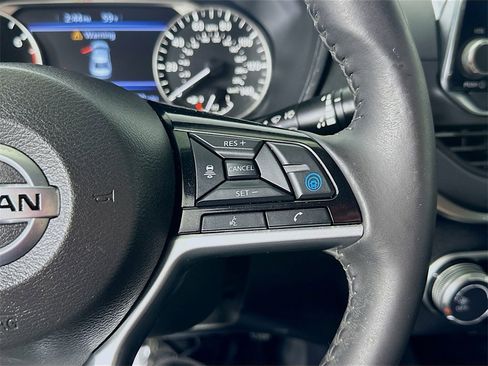 Used 2022 Nissan Altima 2.5 SV w/ SV Premium Package image 22