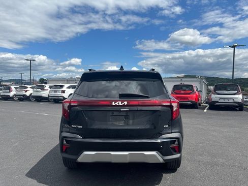 Certified 2024 Kia Seltos SX w/ SX Sunroof Package AWD/4WD image 4