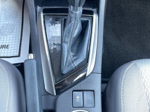 Used 2016 Toyota Corolla LE image 37