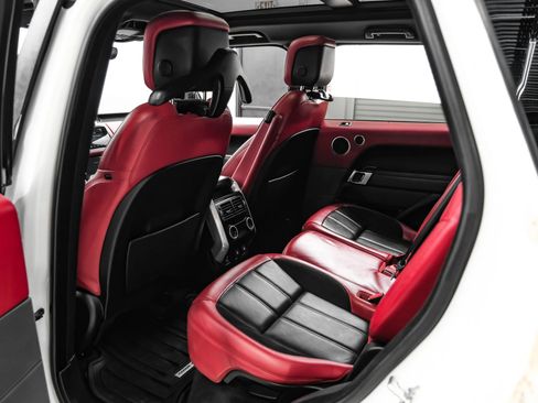 Used 2019 Land Rover Range Rover Sport HST image 33