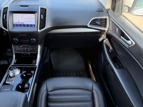 Used 2020 Ford Edge SEL w/ Convenience Package FWD image 15