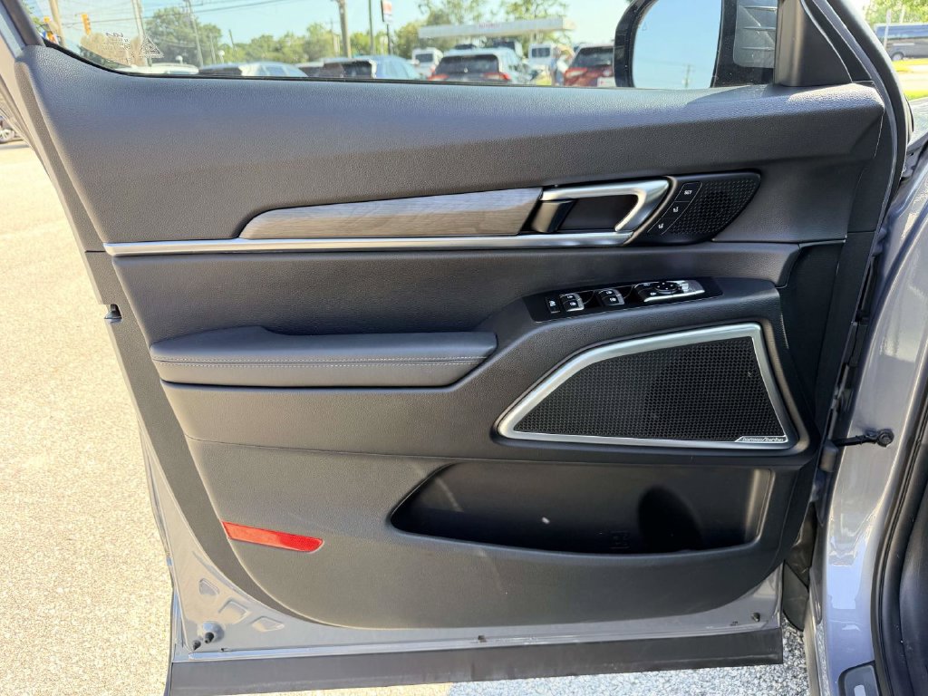 Used 2023 Kia Telluride SX Prestige X-Line AWD/4WD image 17