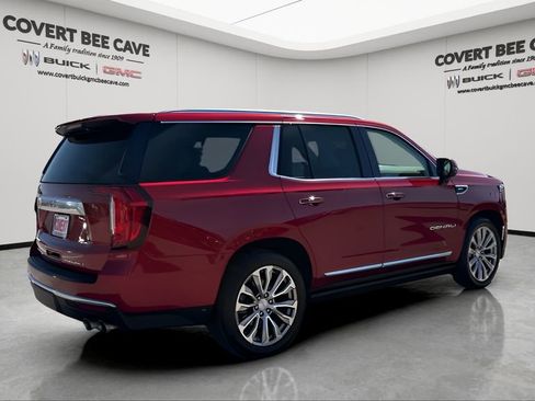 Used 2024 GMC Yukon Denali w/ Denali Reserve Package image 10