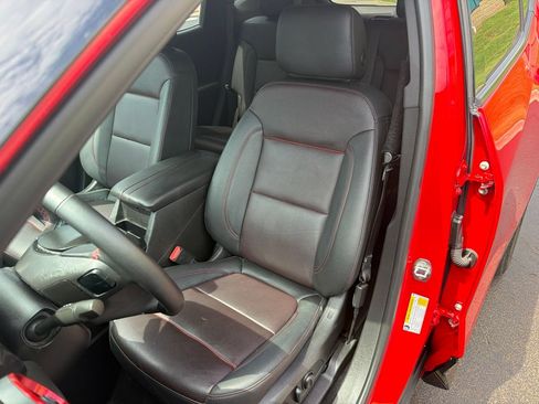 Used 2022 Chevrolet Blazer RS FWD image 9
