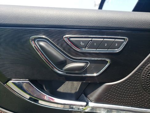 Used 2024 Lincoln Corsair Reserve w/ Equipment Group 201A image 22