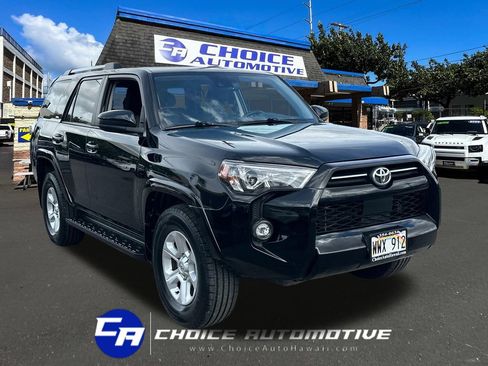 Used 2023 Toyota 4Runner SR5 RWD image 9