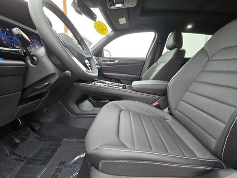 New 2026 Volkswagen Atlas Cross Sport SEL image 10