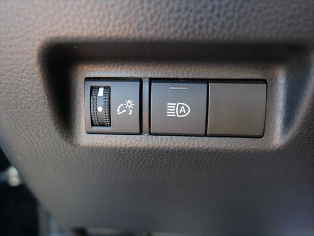 Certified 2025 Toyota RAV4 XLE AWD/4WD image 26