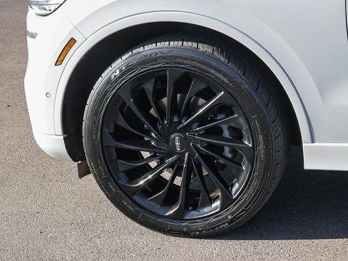 Used 2021 Lincoln Aviator Reserve w/ Equipment Group 210A image 10