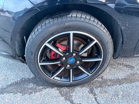 Used 2019 Ford Fiesta SE w/ Cold Weather Package image 12