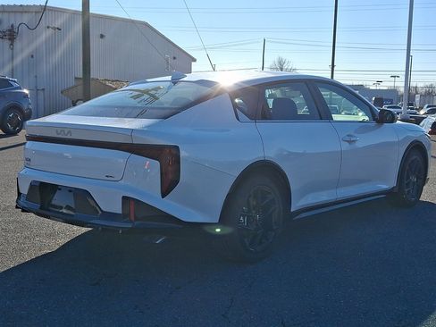 New 2025 Kia K4 GT-Line Turbo image 4