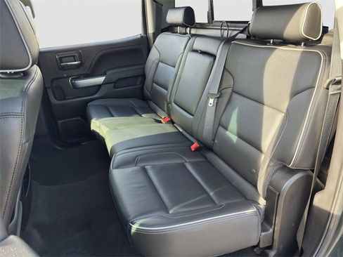 Used 2018 Chevrolet Silverado 1500 High Country image 14