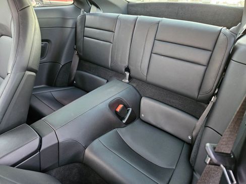 Used 2025 Porsche 911 Carrera image 18